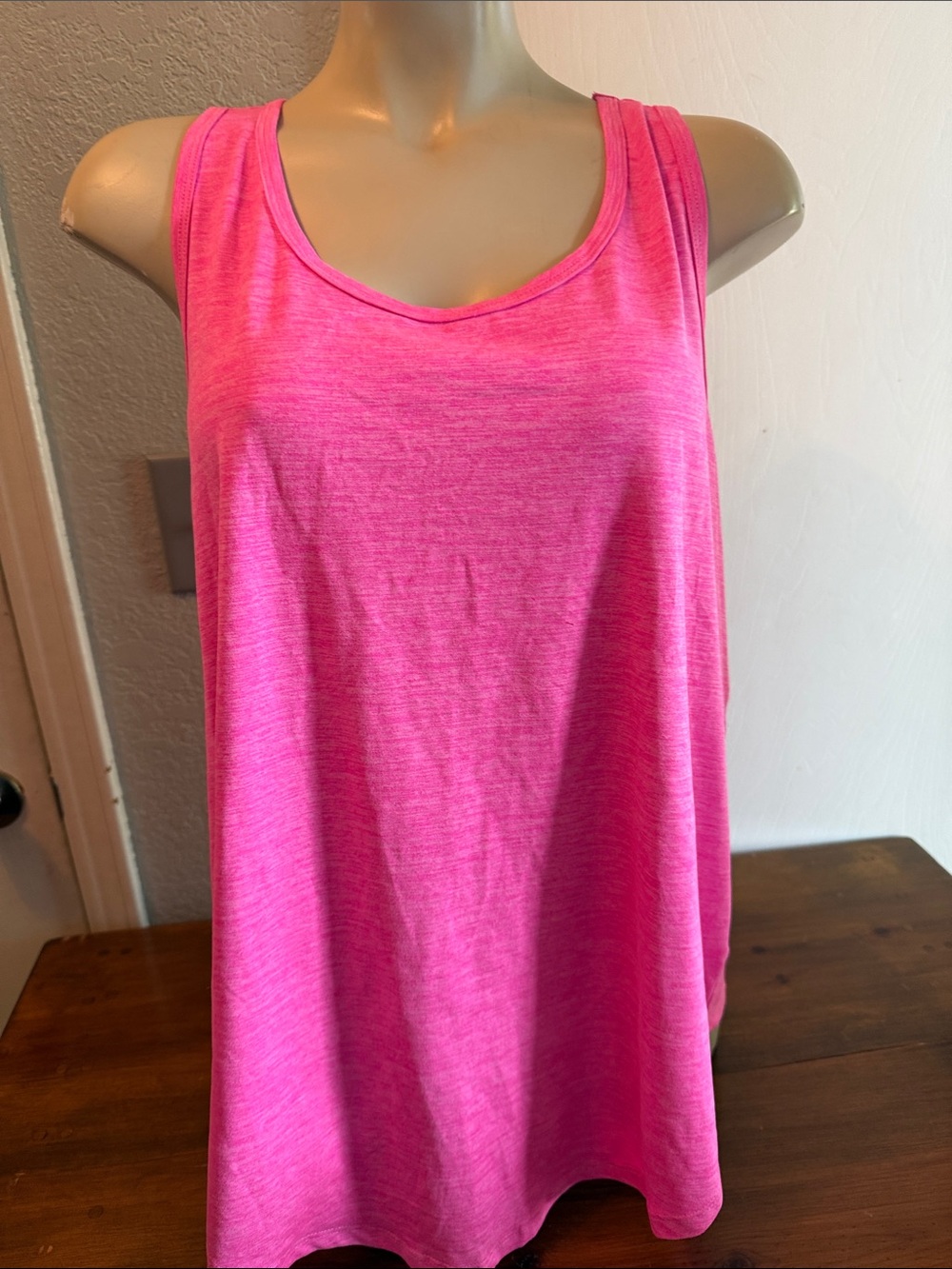 torrid Hot Pink Scoop Neck Tank